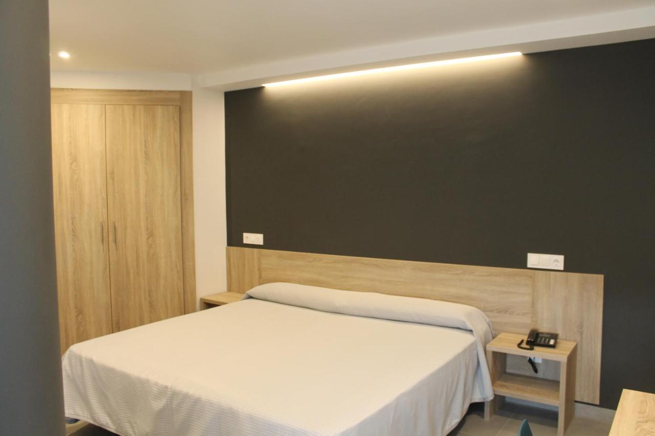 Hotel Hollywood Cangas do Morrazo Dış mekan fotoğraf